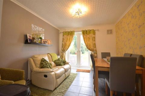 30 Wells Road, Gloucester, GL4 3AW