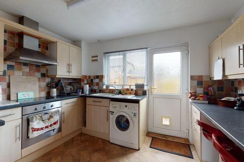6 Beamont Close, Manston, Ramsgate, CT12 5LZ