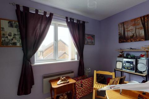6 Beamont Close, Manston, Ramsgate, CT12 5LZ