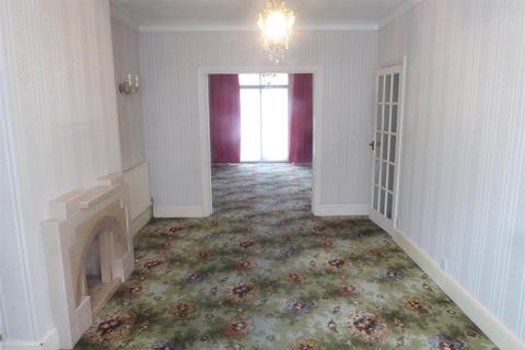 30 Sunnycroft Road, Hounslow, TW3 4DR