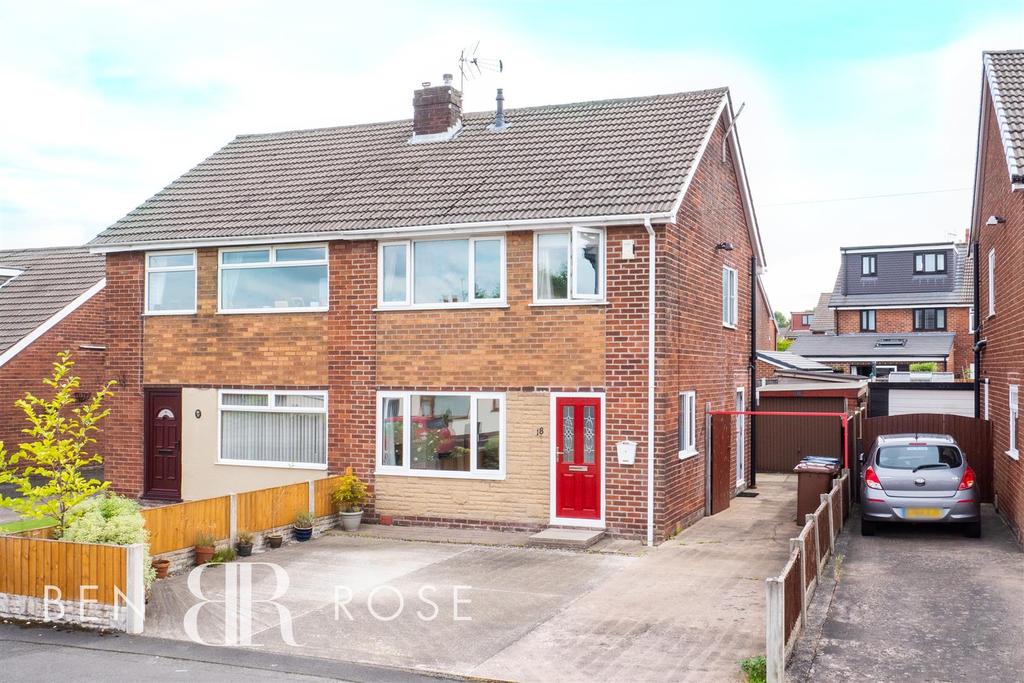 St. Annes Road, Leyland 3 bed semidetached house £160,000