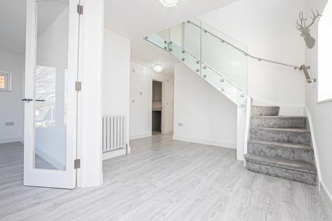 Wildorbar Bournebridge Lane, Stapleford Abbotts, Romford, RM4 1LT