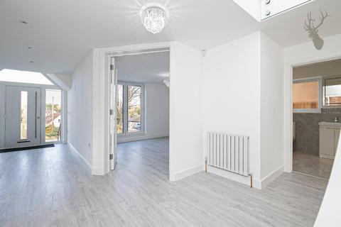 Wildorbar Bournebridge Lane, Stapleford Abbotts, Romford, RM4 1LT