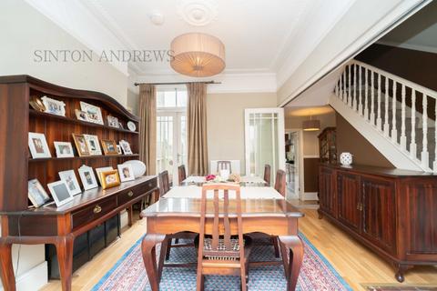 21 Drayton Avenue, London, W13 0LE