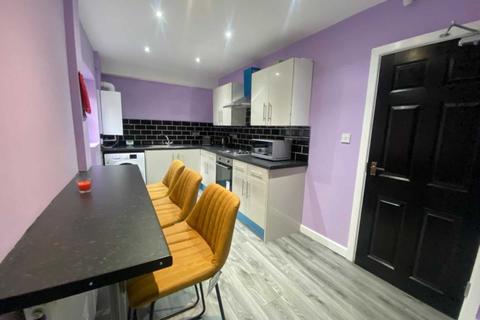 9 bedroom house share to rent - Buckley Lane, Bolton