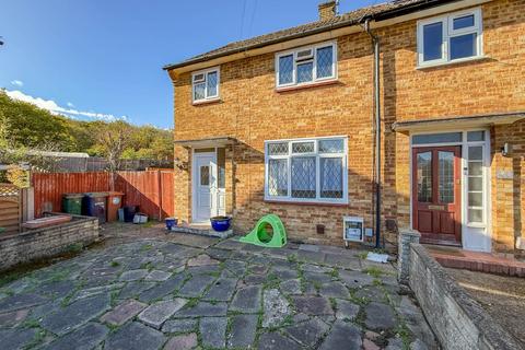 3 bedroom end of terrace house to rent, Dumfries Close, South Oxhey
