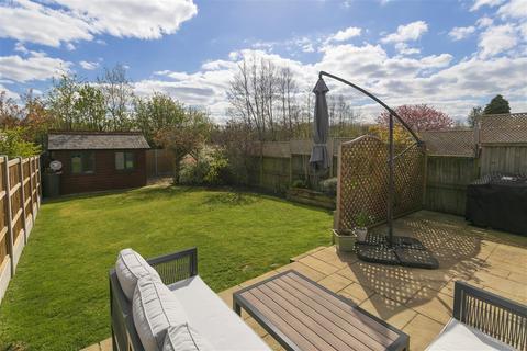 5 Cellar Hill, Lynsted, Sittingbourne, ME9 9QY