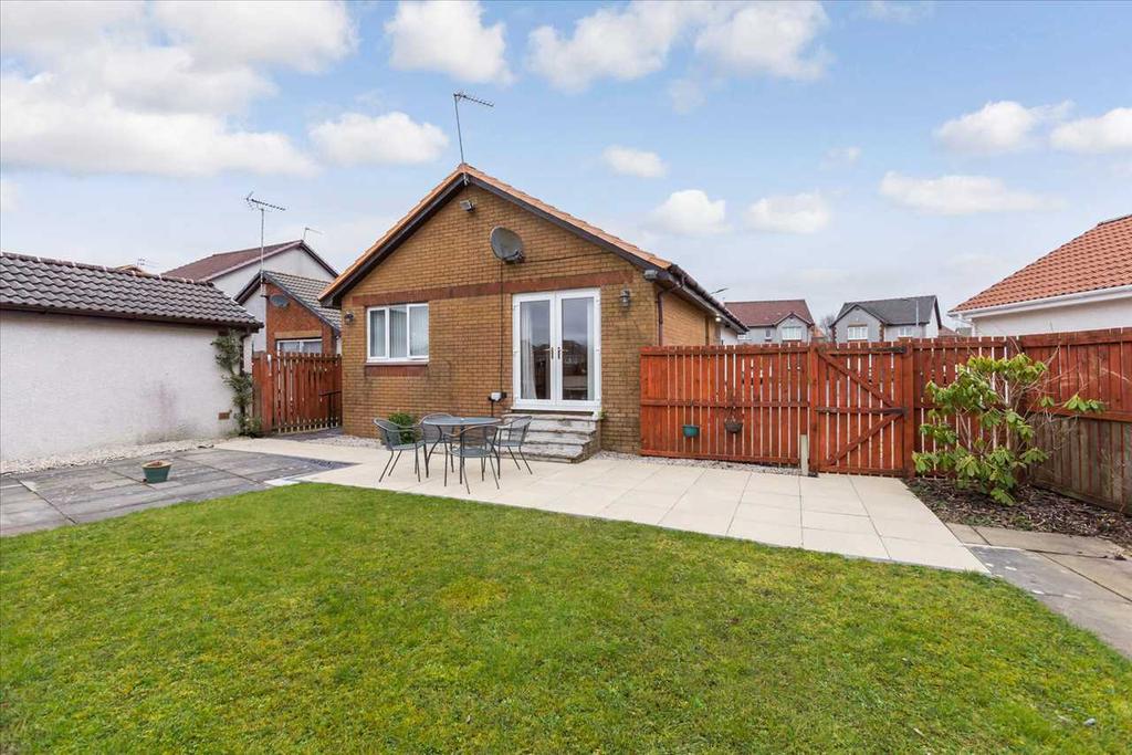 Kilsyth Gardens, Lindsayfield, EAST KILBRIDE 3 bed bungalow £195,000