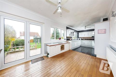 84 Globe Road, Hornchurch, RM11 1BN