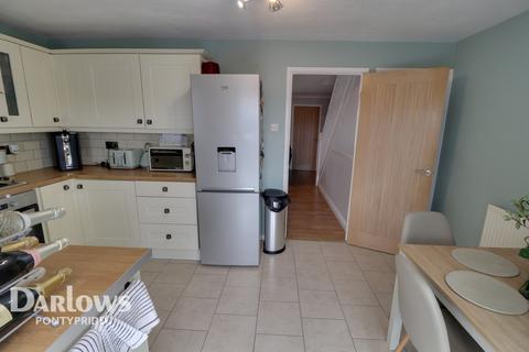43 Brynderwen, Cilfynydd, Pontypridd, CF37 4EX