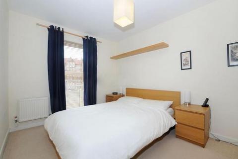 2 bedroom apartment to rent, Burcher Gale Grove,  Peckham, SE15