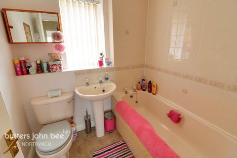 1 Bluebell Close, Northwich, CW8 1SL