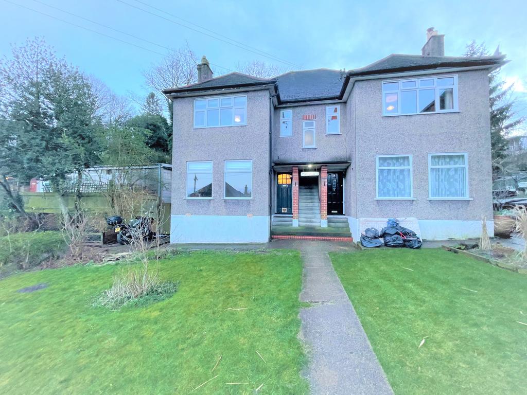 Patterson Court, Patterson Road, London, SE19 2 bed £1,300