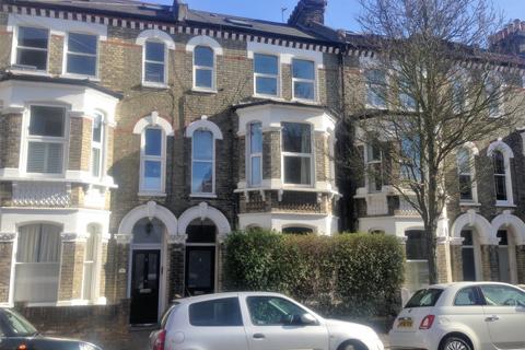 2 bedroom apartment to rent, Vardens Road,  London, SW11