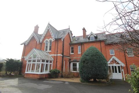 Flat 6, Carlton House, 2 Cavendish Place, Bournemouth, BH1 1RQ