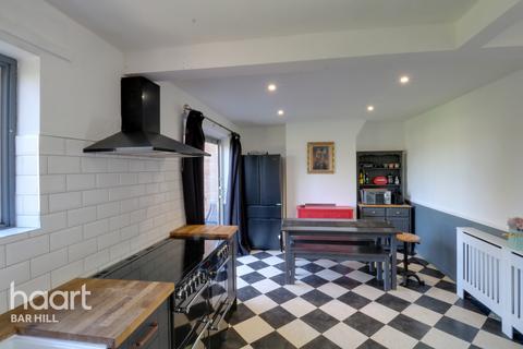 225 Hinton Way, Great Shelford, Cambridge, CB22 5AN
