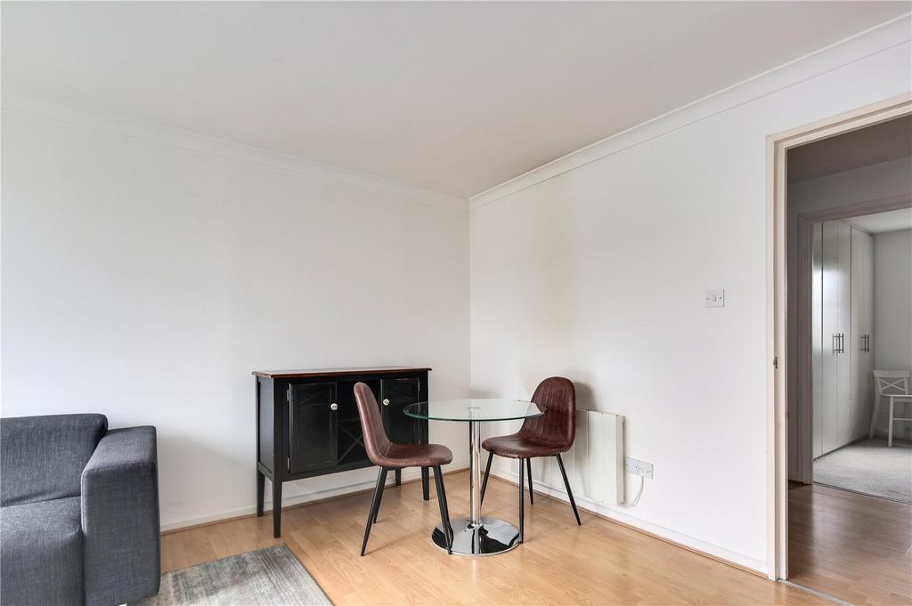 Living Area View 4