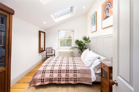 4 bedroom terraced house for sale, Elderfield Road, Hackney, London, E5