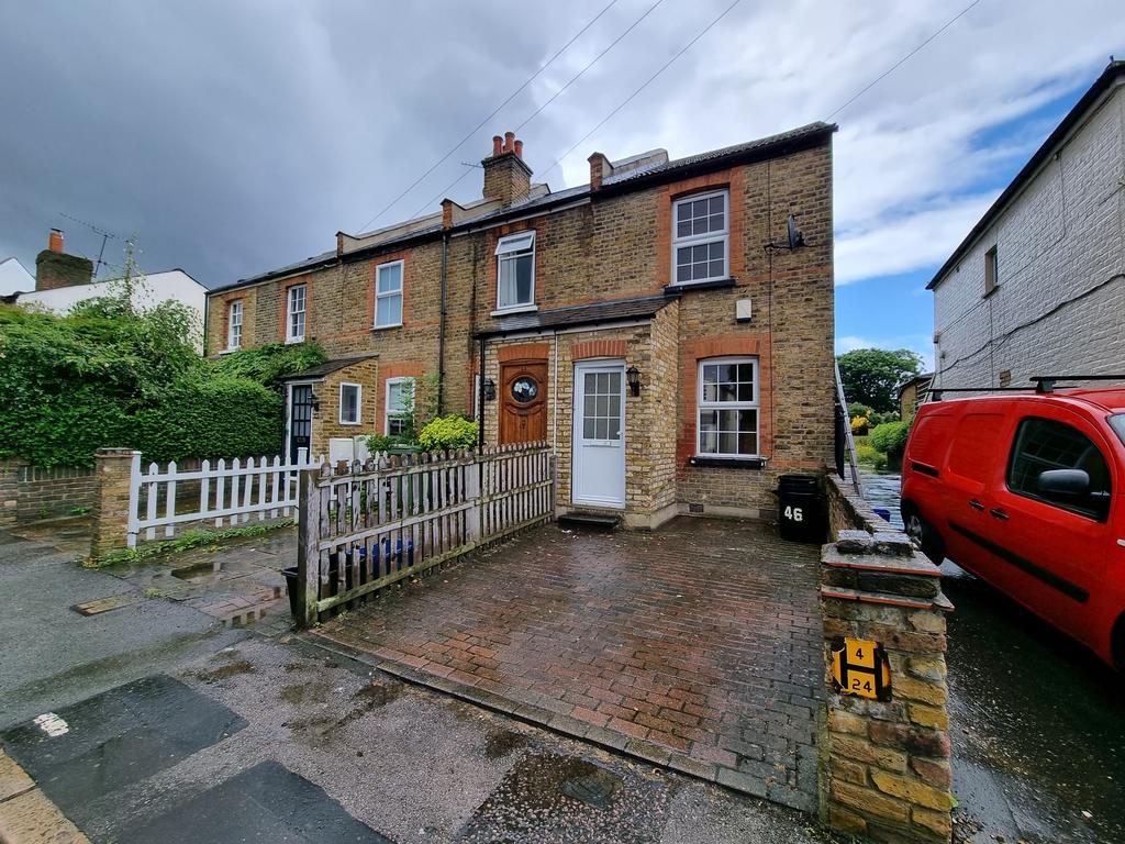 Second Cross Road, Twickenham 4 bed end of terrace house to rent £