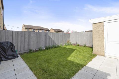 6 Arkell Avenue, Carterton, OX18 3BS