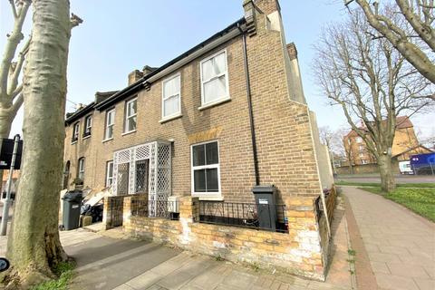 5 Sutherland Road, London, W4 2QR
