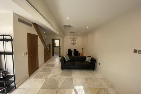 5 Sutherland Road, London, W4 2QR