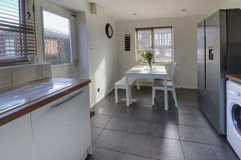 21 Aldwell Close, Wootton, Northampton, NN4 6AX