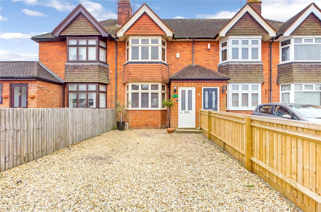 City Road, Tilehurst, Reading, RG31 3 bed terraced house £325,000