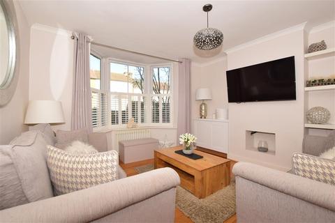 32 Sutton Grove, Sutton, SM1 4LR
