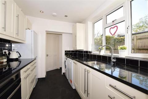 32 Sutton Grove, Sutton, SM1 4LR