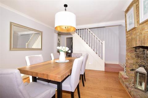 32 Sutton Grove, Sutton, SM1 4LR