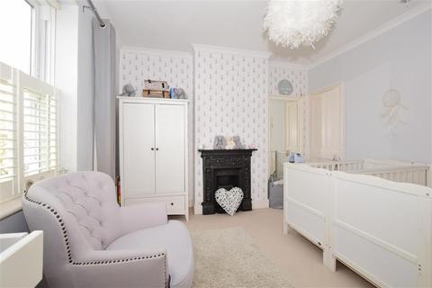 32 Sutton Grove, Sutton, SM1 4LR
