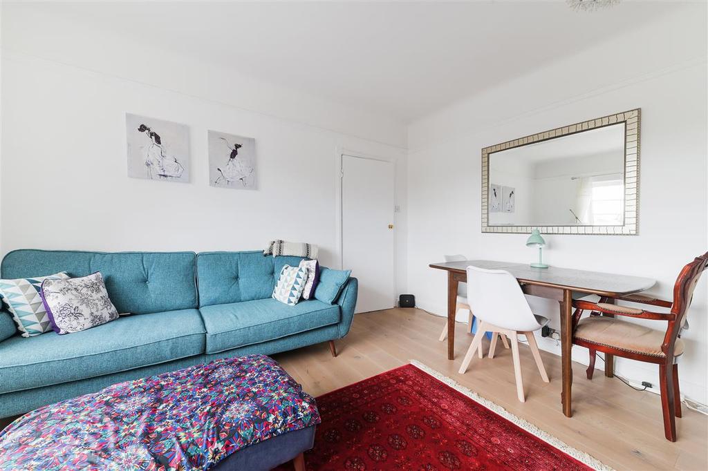 Emerson Court, Wimbledon Hill Road, London 1 bed apartment £1,495 pcm