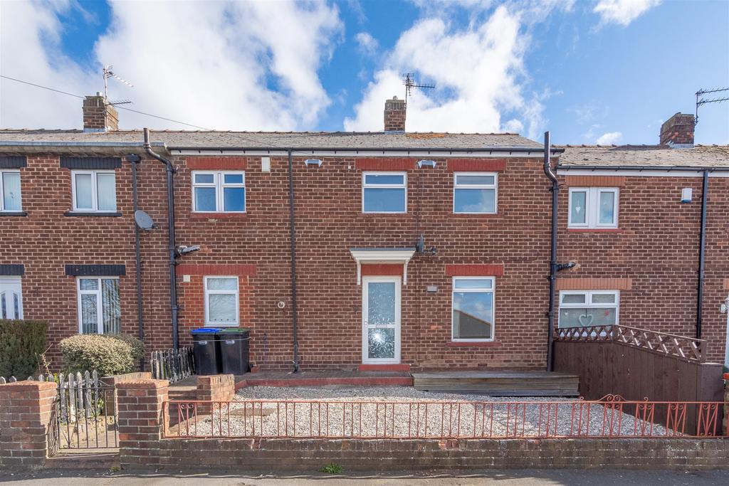 Willow Crescent, Consett, DH8 7RQ 3 bed terraced house £79,950