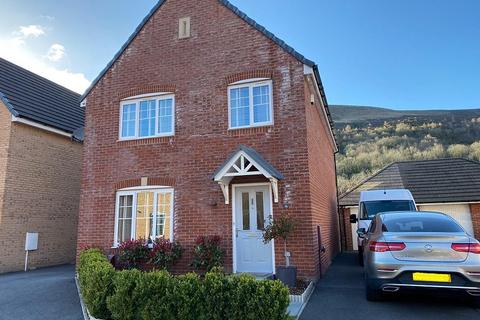16 Graig Y Fforest, Godrergraig, Swansea, SA9 2DP