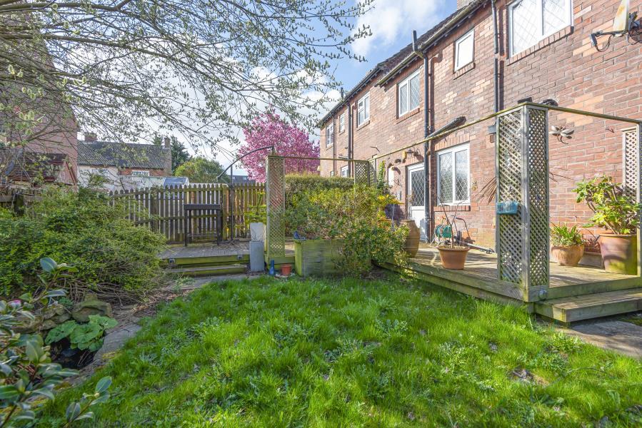 KENT ROAD PUDSEY WEST YORKSHIRE 3 Bed Semi detached House 175 000 KENT ROAD PUDSEY WEST YORKSHIRE 3 Bed Semi detached House 175 000