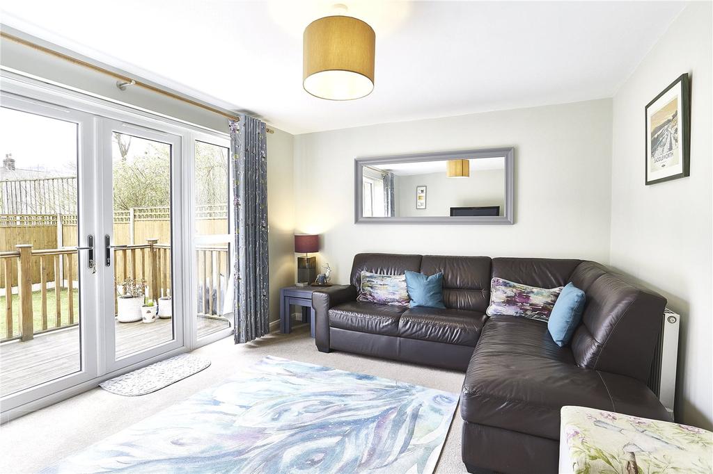 Knoll Close, Greenfield, Saddleworth... 4 bed detached house £390,000