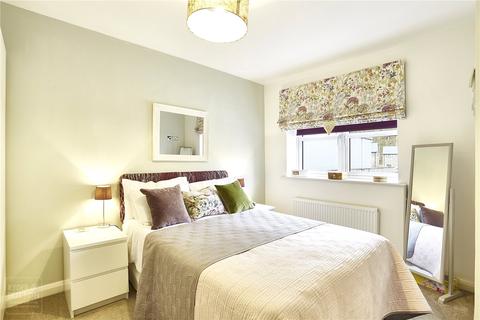 29 Knoll Close, Greenfield, Oldham, OL3 7FJ