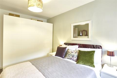29 Knoll Close, Greenfield, Oldham, OL3 7FJ