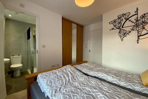 12 Arnfield Road, Audenshaw, Manchester, M34 5ZQ