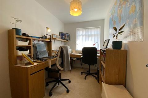 12 Arnfield Road, Audenshaw, Manchester, M34 5ZQ