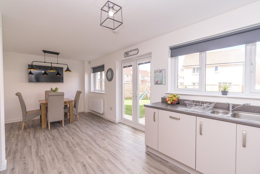 Kitchen Alt