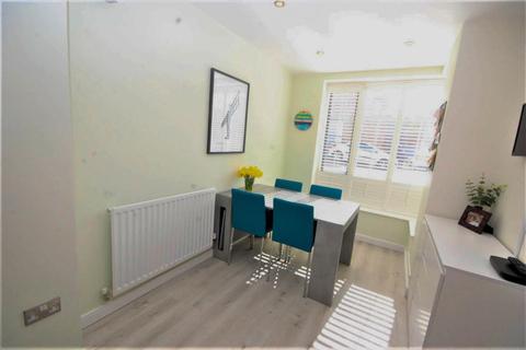 14 Broadleaf Walk, Birtley, Chester Le Street, DH3 1FB