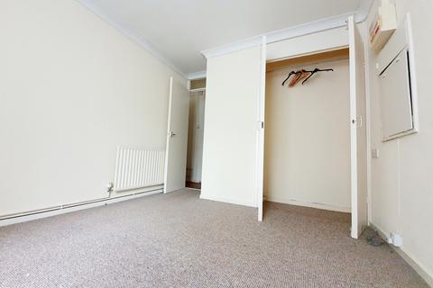 1 bedroom flat to rent, Dalford Court, Telford, TF3