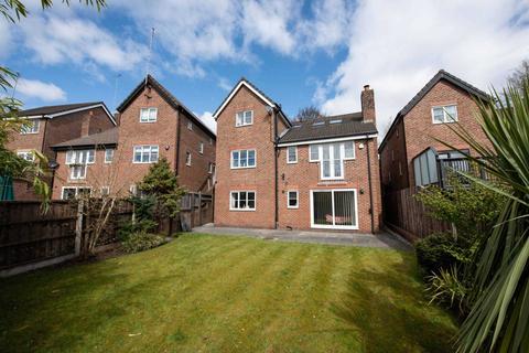 3 Degas Close, Salford, M7 3BG