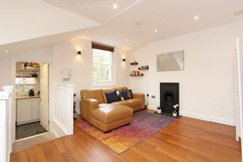 32d Oxford Road, London, W5 3ST