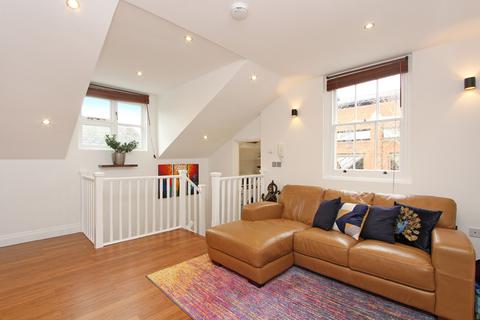 32d Oxford Road, London, W5 3ST