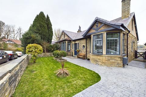 12 Marriners Drive, Bradford, BD9 4JT