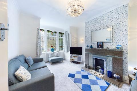 12 Marriners Drive, Bradford, BD9 4JT
