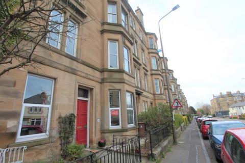 4 bedroom flat to rent, Polwarth Gardens, Polwarth, Edinburgh, EH11